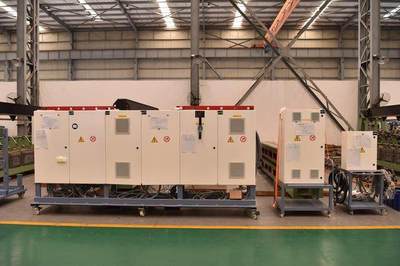 三明化機公司首臺電控柜產(chǎn)品正式下線