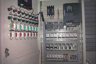 中型電梯電控柜專(zhuān)業(yè)生產(chǎn)與消防泵控電柜布局